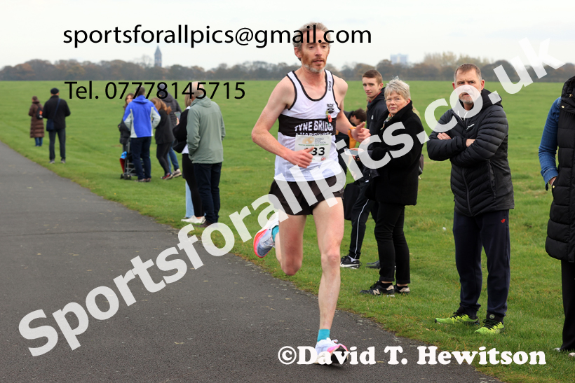 Mens and Womens 2025 Heaton Memorial 10k Road Race, Newcastle Town Moor, Sunday, November 9th. Photo: David T. Hewitson/Sports for All Pics